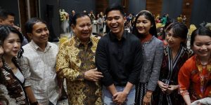 Prabowo Bertanya Ke Kaesang di Acara Ultah Luhut; Kapan ke Hambalang?