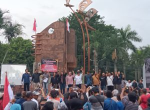 Aktivis 98 Berorasi Melihat Adanya Pengingkaran Reformasi dan UUD 1945 di UNJ Jakarta