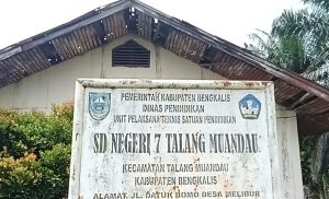 Miris, Ruang Kelas SDN 7 Talang Muandau Rusak Parah Tanpa Perbaikan dari Dinas Setempat